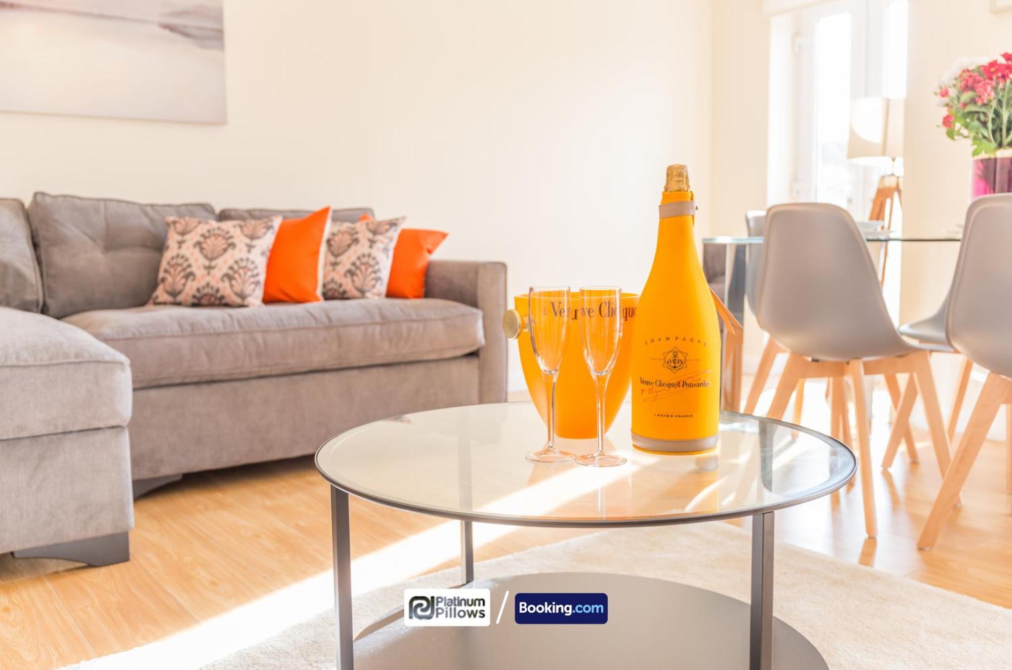 Modern Oxford 2 Bedroom Apartments, Families & Contractor Accommodation, Near John Radcliffe Hospital Εξωτερικό φωτογραφία