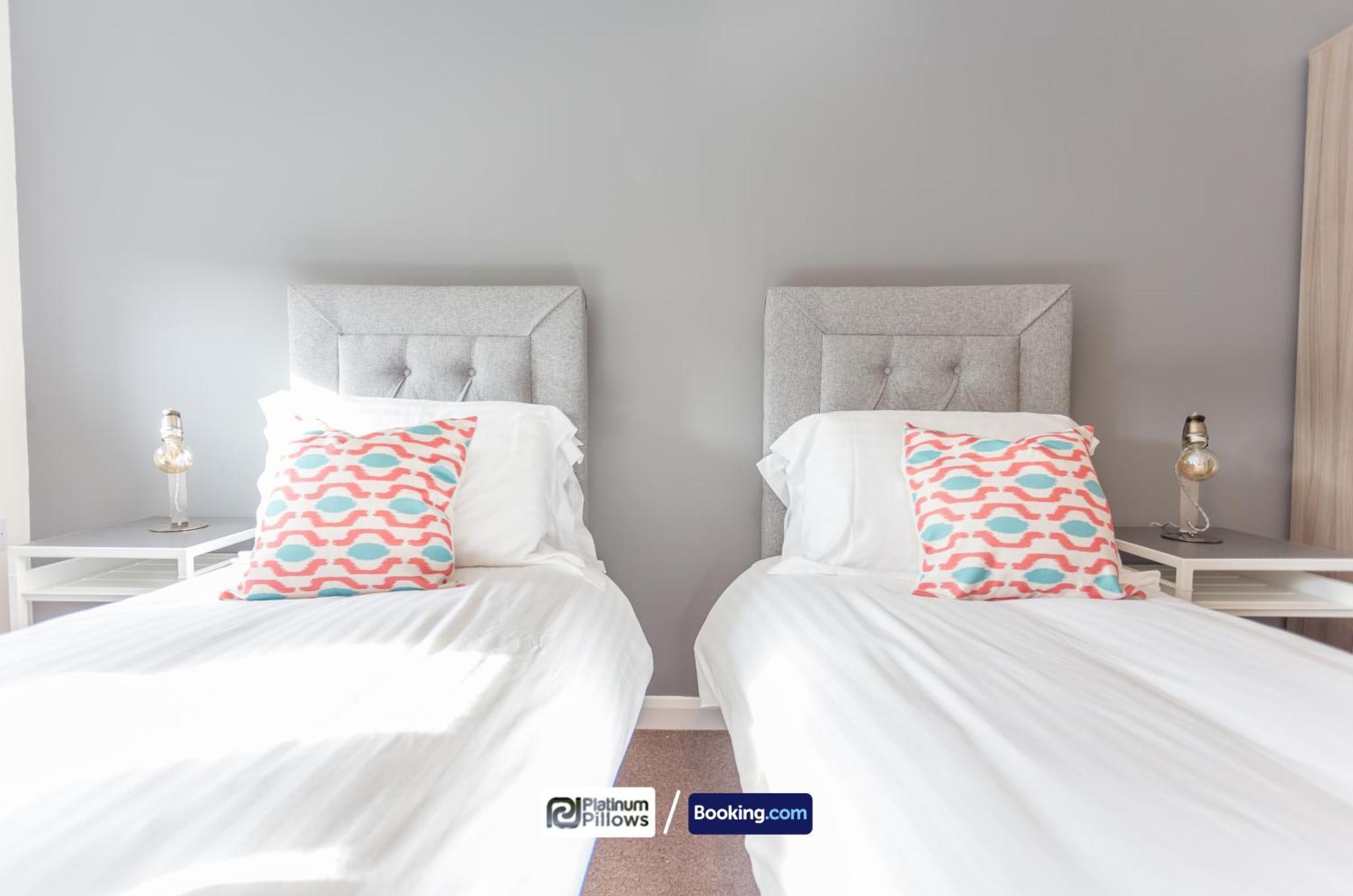 Modern Oxford 2 Bedroom Apartments, Families & Contractor Accommodation, Near John Radcliffe Hospital Εξωτερικό φωτογραφία