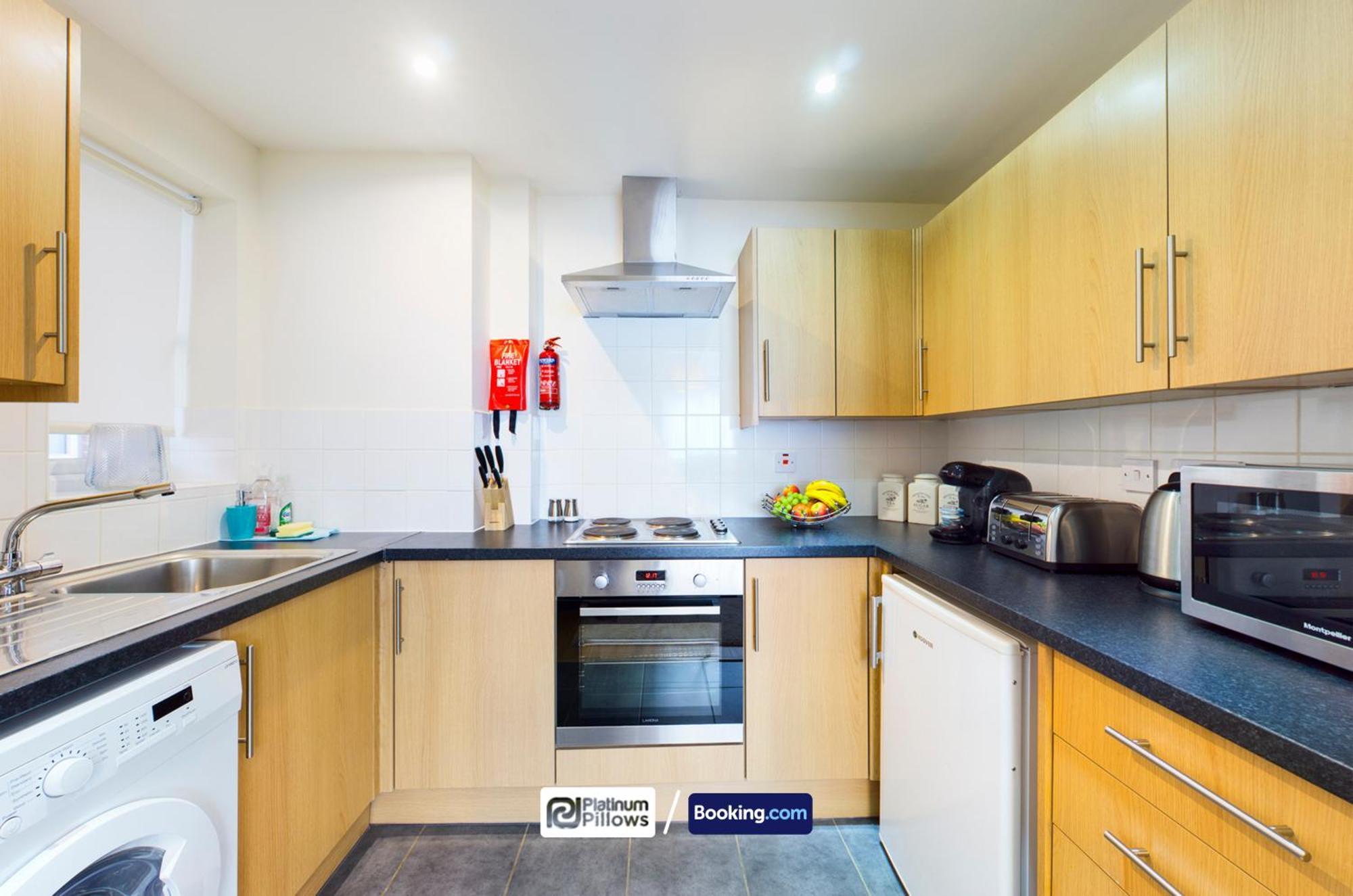 Modern Oxford 2 Bedroom Apartments, Families & Contractor Accommodation, Near John Radcliffe Hospital Εξωτερικό φωτογραφία