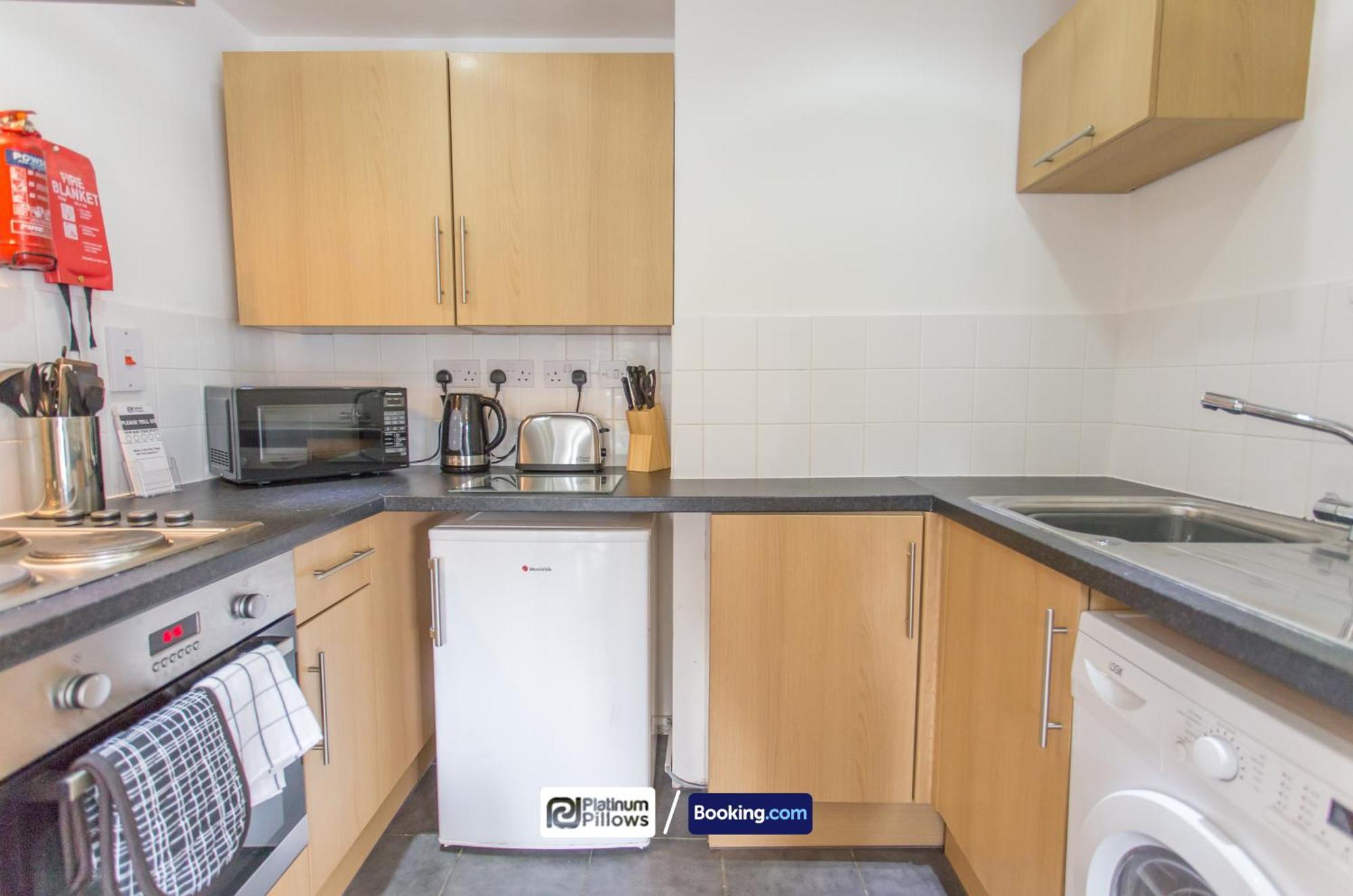 Modern Oxford 2 Bedroom Apartments, Families & Contractor Accommodation, Near John Radcliffe Hospital Εξωτερικό φωτογραφία